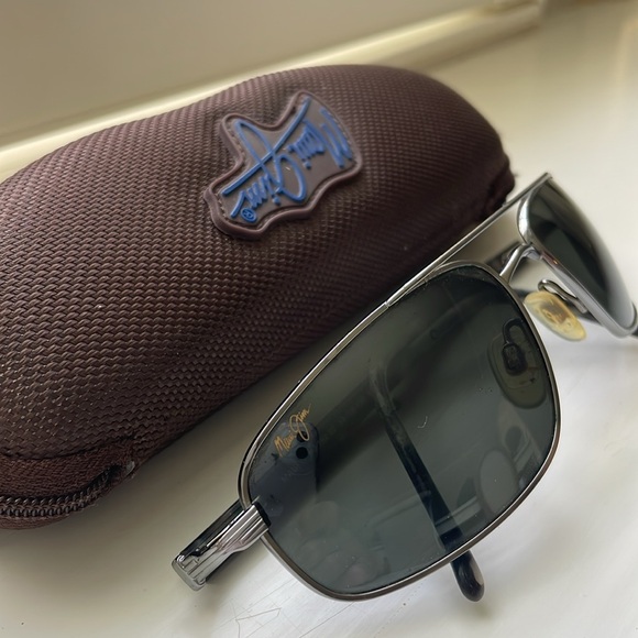 Maui Jim KAHUNA sunglasses - Picture 4 of 9